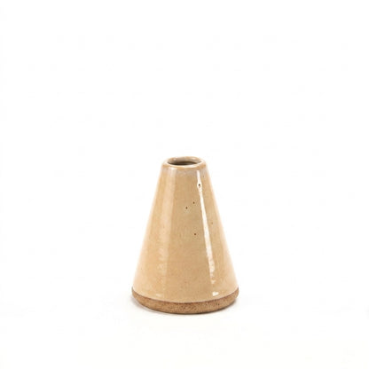 Vaso Cone em cerâmica artesanal — tamanho 11CM, argila Cappuccino, esmalte Pedra Sabão