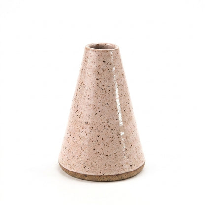 Vaso Cone em cerâmica artesanal — tamanho 11CM, argila Flocos, esmalte Nude
