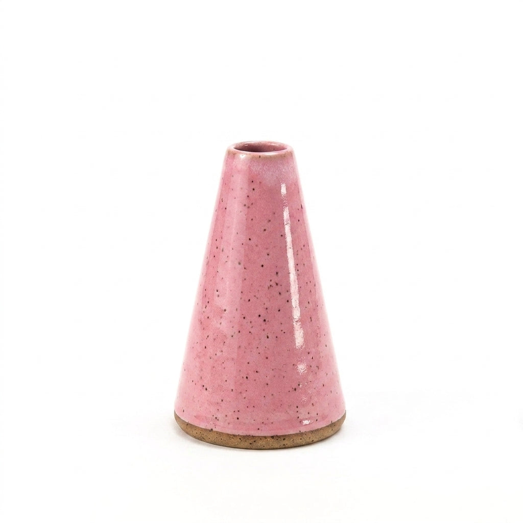 Vaso Cone em cerâmica artesanal — tamanho 11CM, argila Flocos, esmalte Rosa Barbie