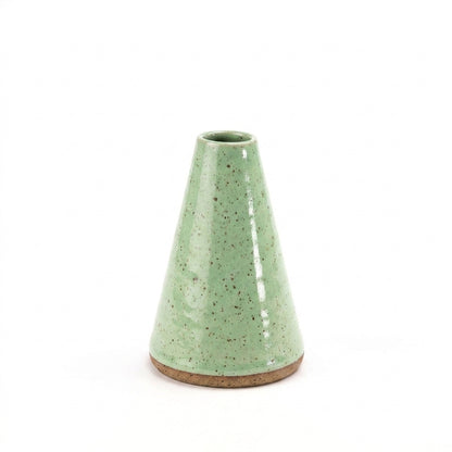 Vaso Cone em cerâmica artesanal — tamanho 11CM, argila Flocos, esmalte Verde Menta