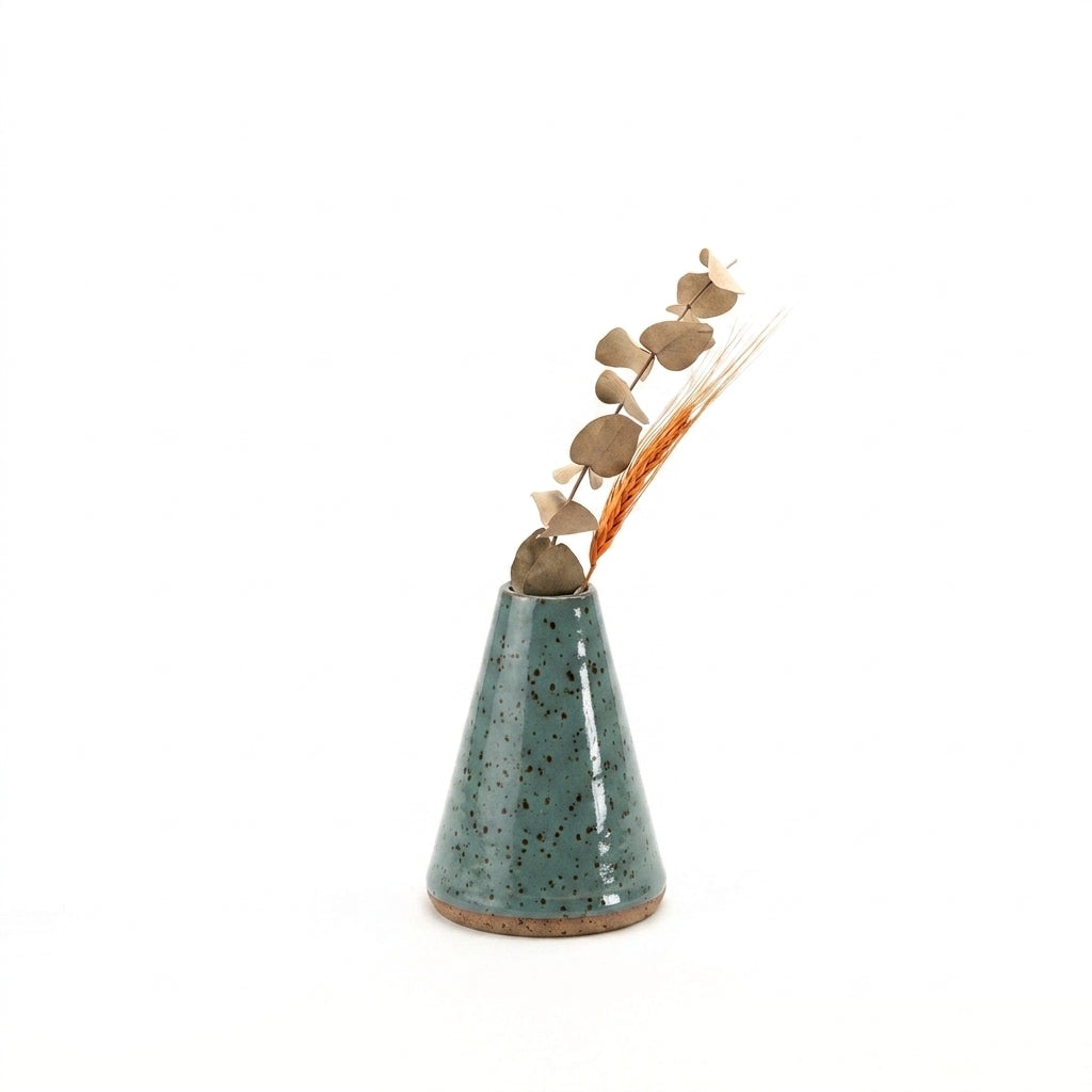Vaso Cone em cerâmica artesanal — tamanho 15CM, argila Flocos, esmalte Verde Exército