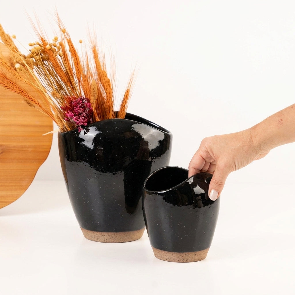 Vaso Fenda em cerâmica artesanal — tamanho KIT, argila Flocos, esmalte Preto Ébano