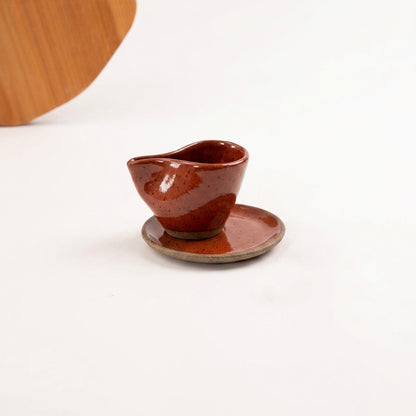 Xícara Andorinha em cerâmica artesanal — tamanho 100ML, argila Flocos, esmalte Sol de Terracota
