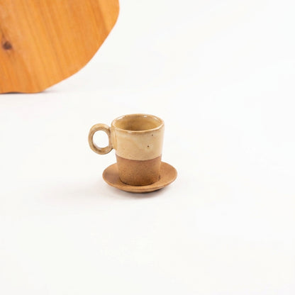 Xícara Barista em cerâmica artesanal — tamanho 100ML, argila Cappuccino, esmalte Pedra Sabão