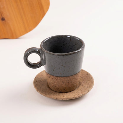 Xícara Barista em cerâmica artesanal — tamanho 100ML, argila Flocos, esmalte Grafite