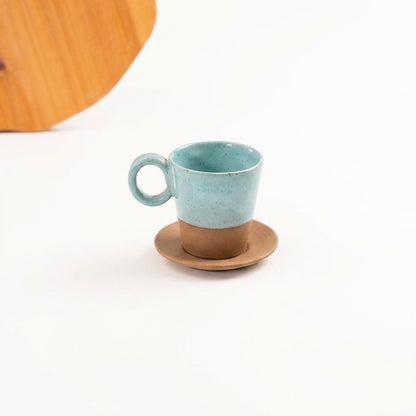 Xícara Barista em cerâmica artesanal — tamanho 180ML, argila Cappuccino, esmalte Jujuba