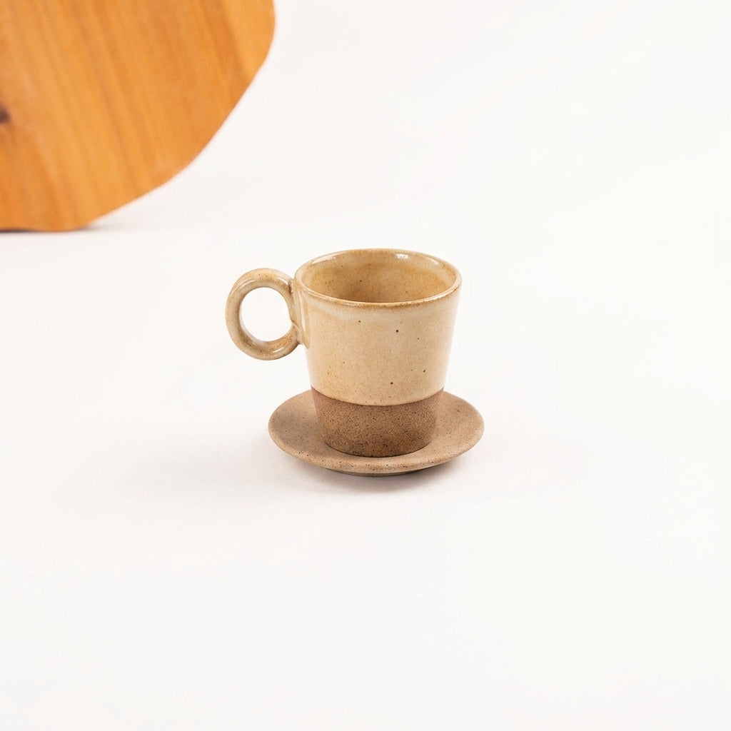 Xícara Barista em cerâmica artesanal — tamanho 180ML, argila Cappuccino, esmalte Pedra Sabão