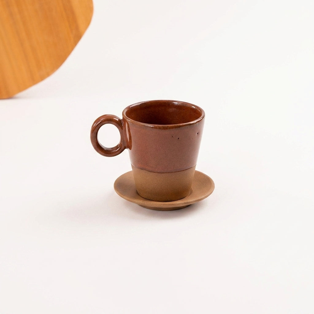 Xícara Barista em cerâmica artesanal — tamanho 250ML, argila Cappuccino, esmalte Sol de Terracota