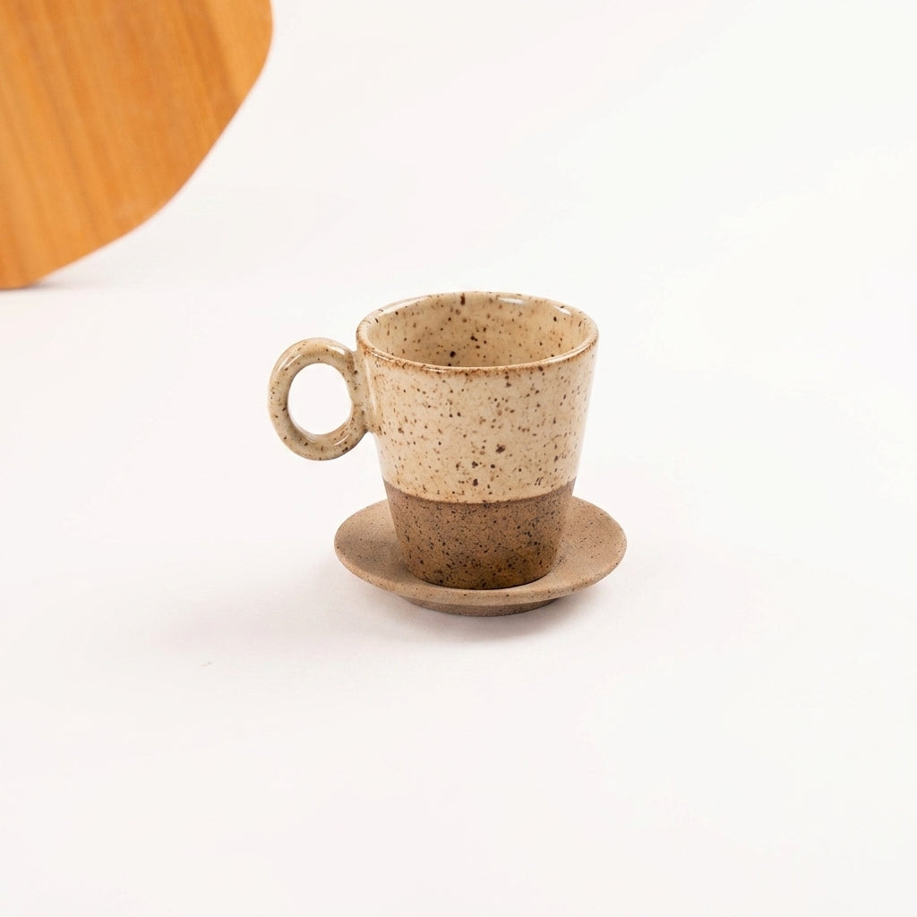 Xícara Barista em cerâmica artesanal — tamanho 250ML, argila Flocos, esmalte Pedra Sabão