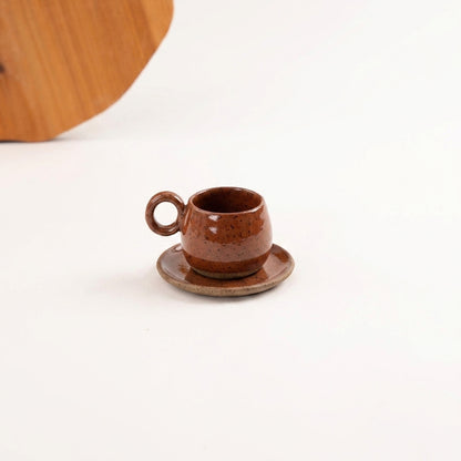Xícara Cumbuca com Alça em Laço em cerâmica artesanal — tamanho 100ML, argila Flocos, esmalte Sol de Terracota