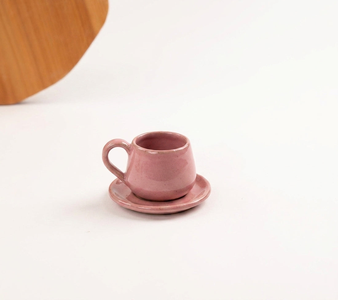 Xícara Cumbuca com Alça Esfera em cerâmica artesanal — tamanho 100ML, argila Cappuccino, esmalte Rosa Barbie
