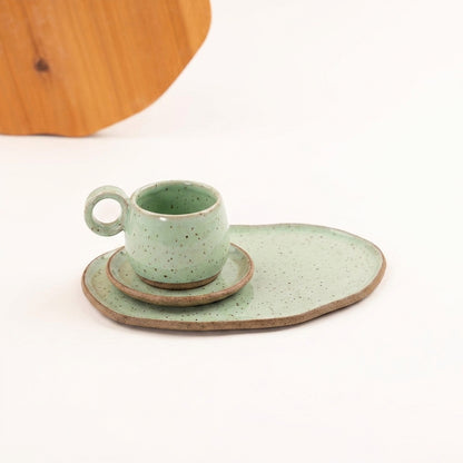 Xícara cumbuca alça em laço com pires e prato orgânico em cerâmica artesanal — tamanho 180ML, argila Flocos, esmalte Verde Menta
