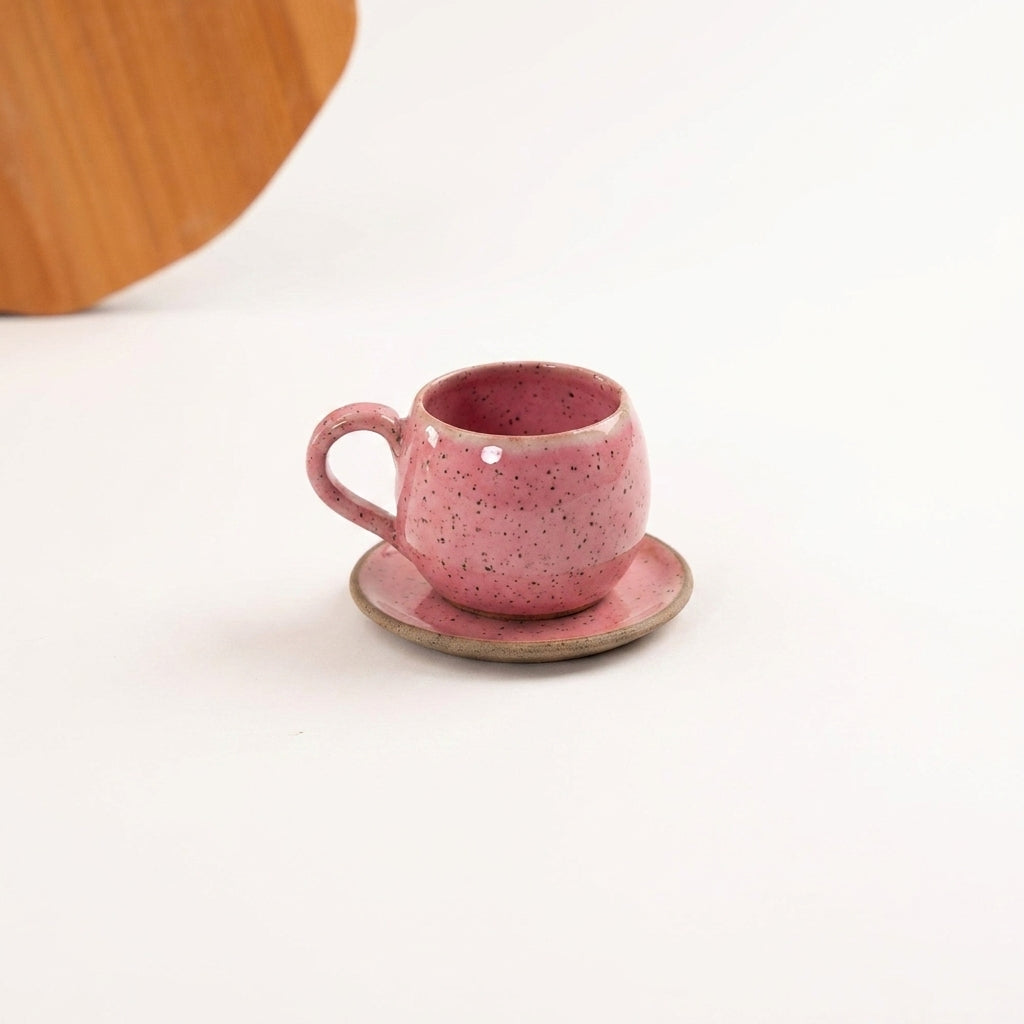 Xícara Esfera em cerâmica artesanal — tamanho 180ML, argila Flocos, esmalte Rosa Barbie