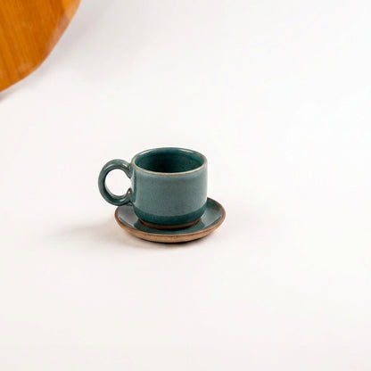 Xícara  Alça Arco em cerâmica artesanal — tamanho 100ML, argila Cappuccino, esmalte Verde Exército