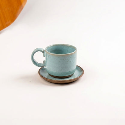 Xícara  Alça Arco em cerâmica artesanal — tamanho 180ML, argila Cappuccino, esmalte Jujuba
