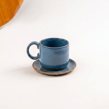 Xícara  Alça Arco em cerâmica artesanal — tamanho 250ML, argila Cappuccino, esmalte Azul Safira