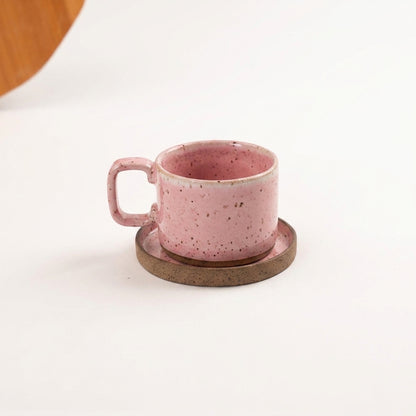 Xícara Borda Reta em cerâmica artesanal — tamanho 250ML, argila Flocos, esmalte Rosa Barbie